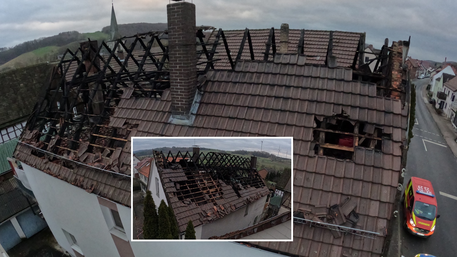 Großbrand in der Neujahrsnacht in Ottbergen: Dachstuhl vollständig ausgebrannt