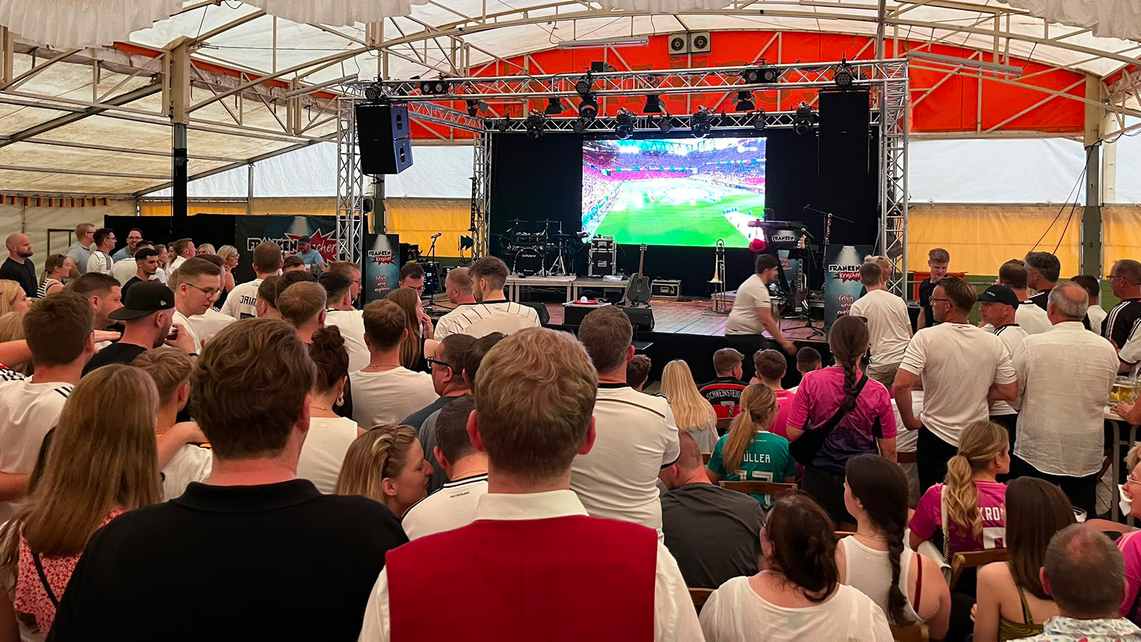 Schützenbruderschaft Lüchtringen lädt zum Public Viewing des letzten deutschen WM-Gruppenspiels ein